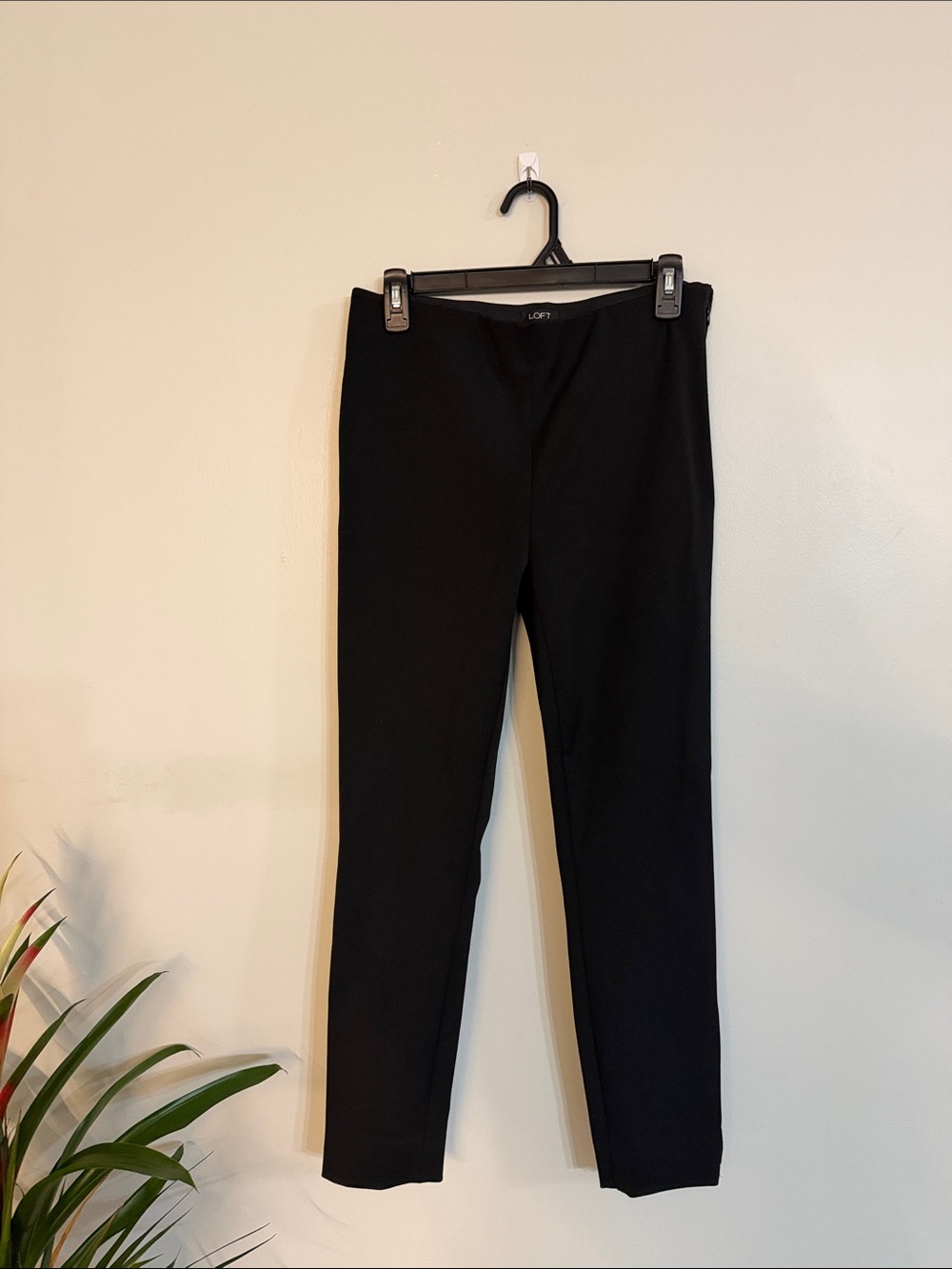 LOFT Black Slim Straight-Leg Pants